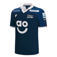 Saldi 2023 Maglia da rugby casalinga degli Sharks: maglia da rugby ufficiale blu navy con logo della squadra e sponsor Acronis, CyberFit e Gallagher.
