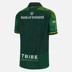 Maglia Connacht Rugby Home PRO 2024: maglia da rugby verde con design geometrico, con loghi della squadra e degli sponsor.