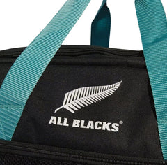 Borsone ufficiale Adidas All Blacks Rugby nero con logo felce argentata.