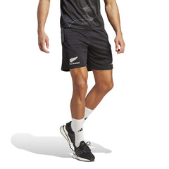 Pantaloncini da palestra neri All Blacks con logo, perfetti per il rugby.