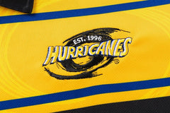 Maglia da rugby Hurricanes PRO 2026, gialla con logo ricamato.