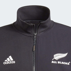Giacca da rugby Adidas All Blacks nera con zip e logo.