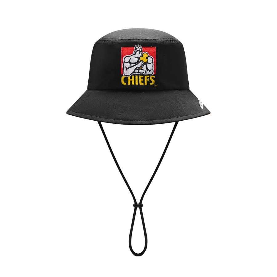 Cappellino da pescatore nero ufficiale Chiefs Rugby con logo.