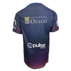 Maglia da rugby degli Highlanders: maglia da allenamento Super Rugby Pacific 2024-25, blu navy con design sfumato, con i loghi dell'Università di Otago e della Pulse Energy.