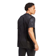 Maglietta nera uomo All Blacks in poliestere con motivo floreale tono su tono.