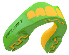 Paradenti Safejawz OGRE verde e arancione per rugby, design a bocca aperta.
