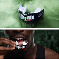 Paradenti SafeJawz Marvel Venom, nero con design denti affilati.