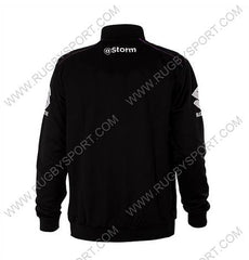 Giacca travel Melbourne Storm nera, retro con logo Suzuki e dettagli viola.