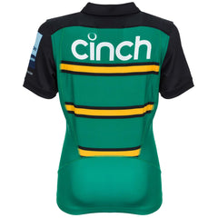 Maglia da rugby femminile Northampton Saints 2022-23: maglia verde con strisce gialle, logo "cinch", design autentico per la casa.