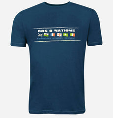 T-shirt blu con stampa orizzontale delle bandiere delle Sei Nazioni e scritta "RBS 6 NATIONS".