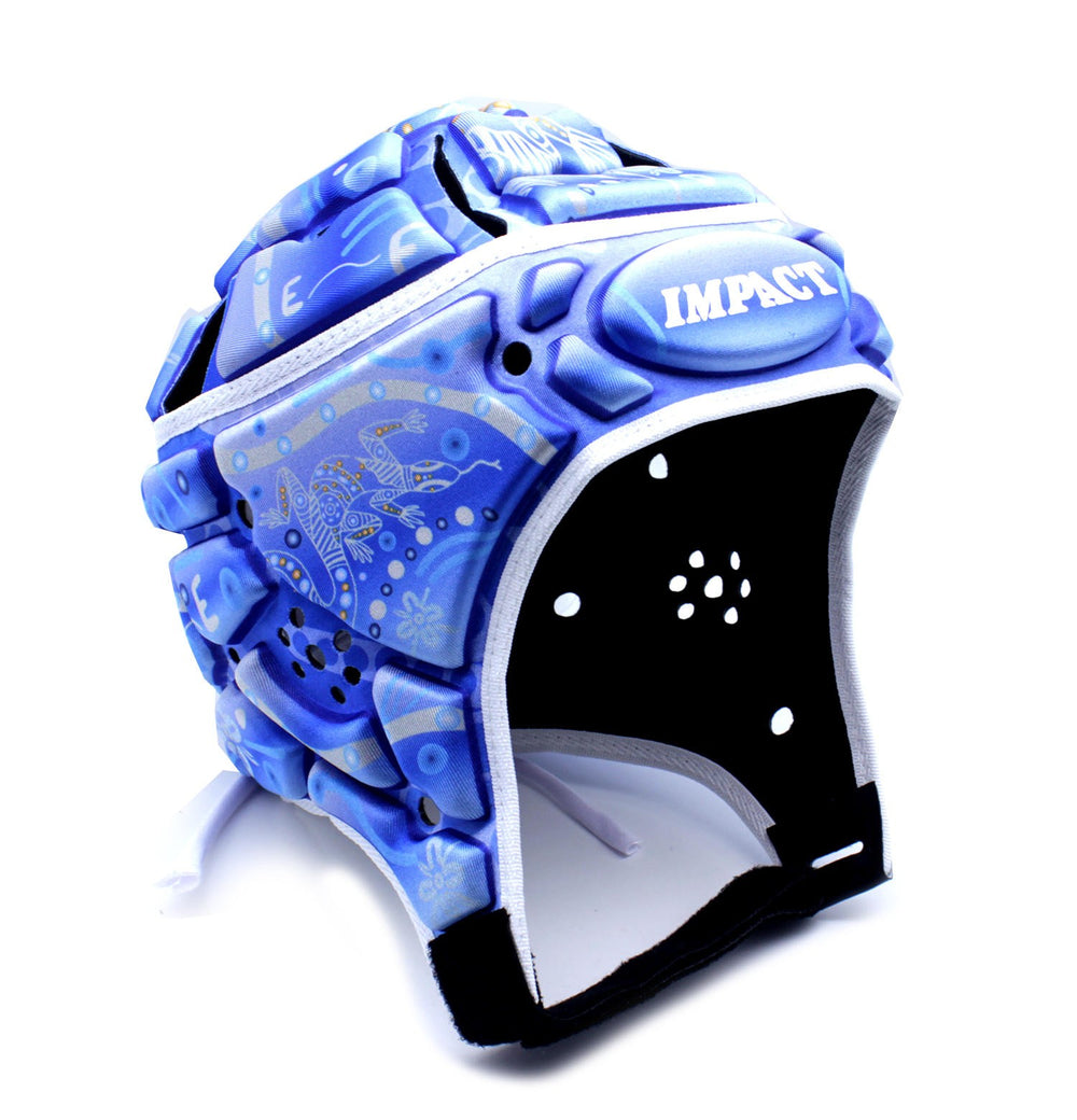 Caschetto da rugby Impact con design "Indigenous Sea" blu e bianco.