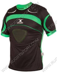 Protezione Gilbert Chieftain da rugby, maglia nera con inserti imbottiti verdi.