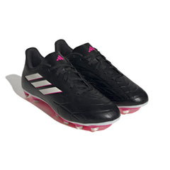 Scarpini Adidas Copa Pure .4 FXG neri e rosa per bambino, con dettagli a contrasto.