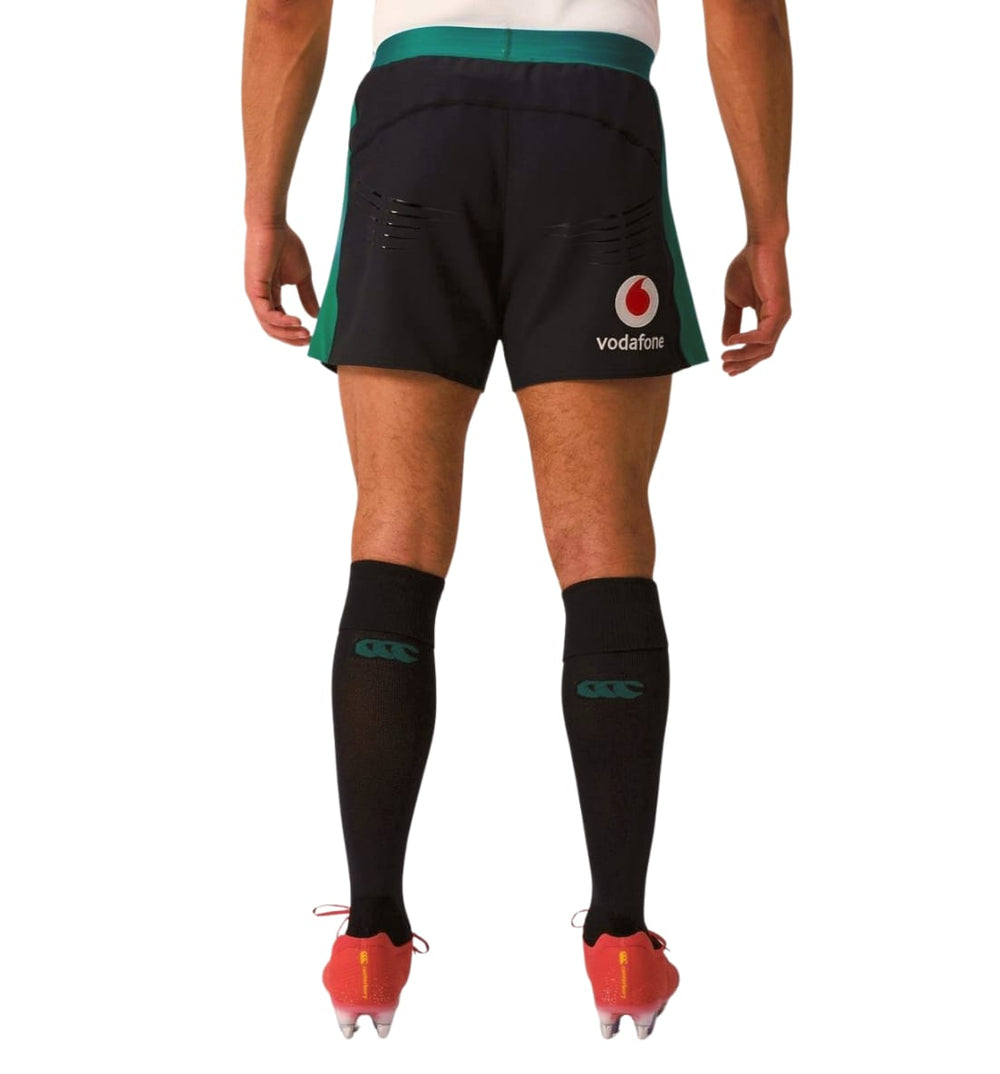 Pantaloncini da rugby Irlanda gara away 2026 Vodafone neri e verdi