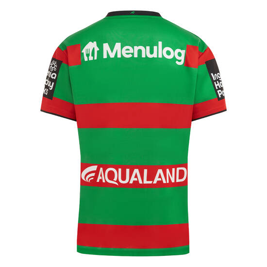 Maglia da rugby casalinga per bambini dei South Sydney Rabbitohs. Design a strisce verdi e rosse con loghi degli sponsor.