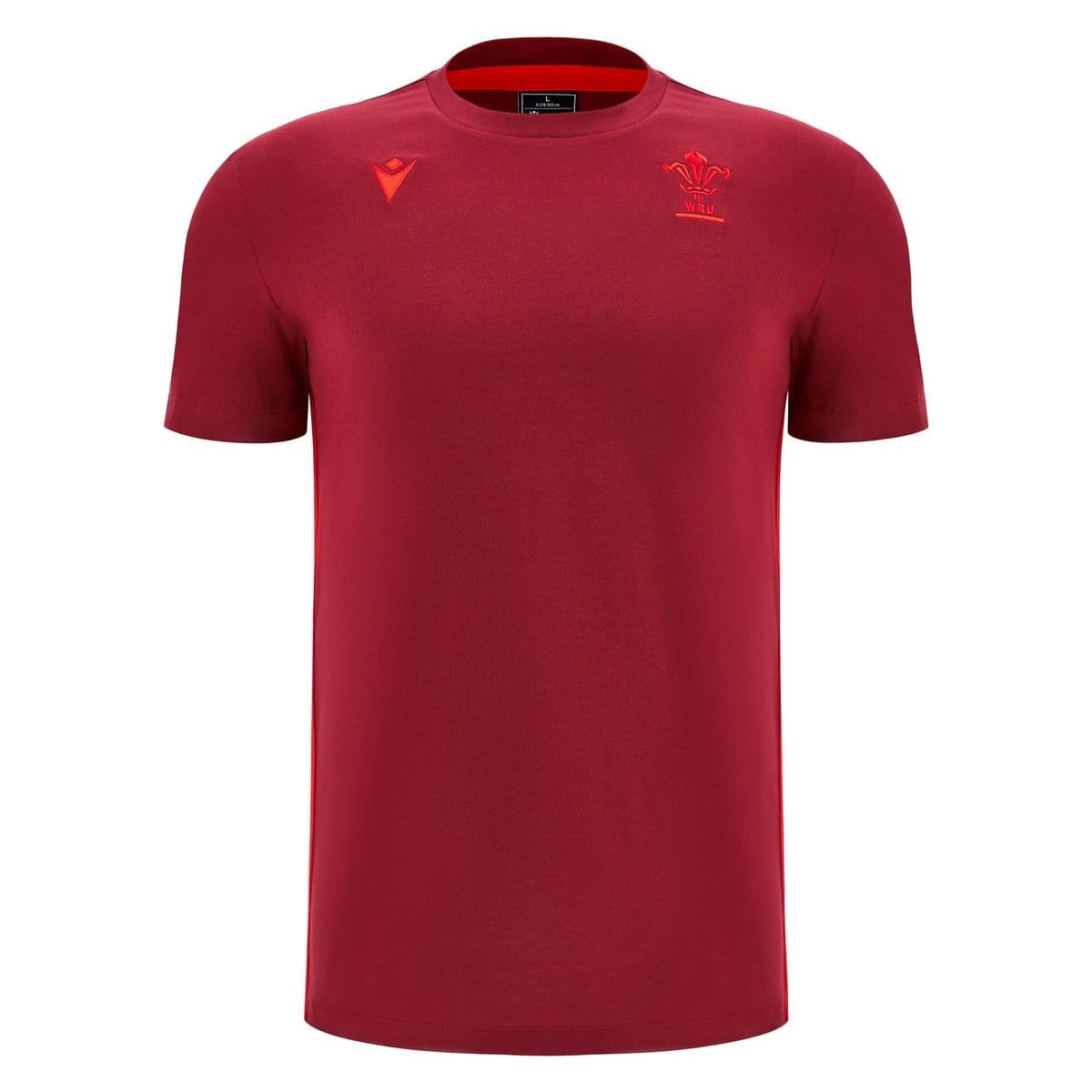 Maglia da viaggio Galles Rugby 2026 in cotone rosso intenso con logo Macron e stemma gallese.