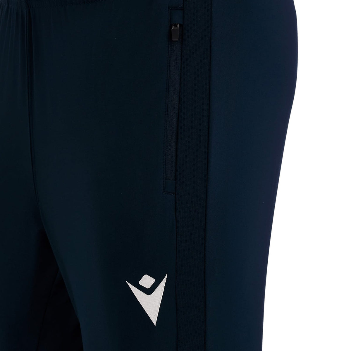 Pantalone Italia Rugby Macron blu, poliestere, vestibilità aderente, con zip laterale.