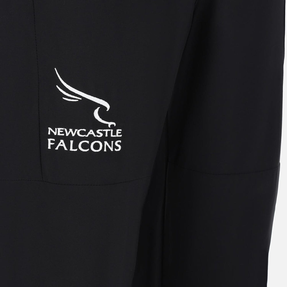 Pantalone da viaggio microfibra nero Newcastle Falcons con logo ricamato.