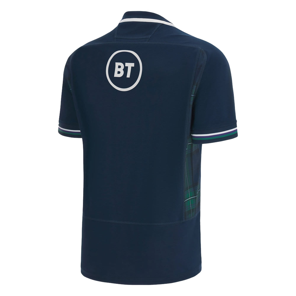 Maglia da rugby Macron Scotland 2024: replica della maglia casalinga blu navy con dettagli a quadri verdi e logo BT