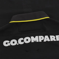 Maglia rugby Galles Authentic M24 Away nera con logo GO.COMPARE in bianco.