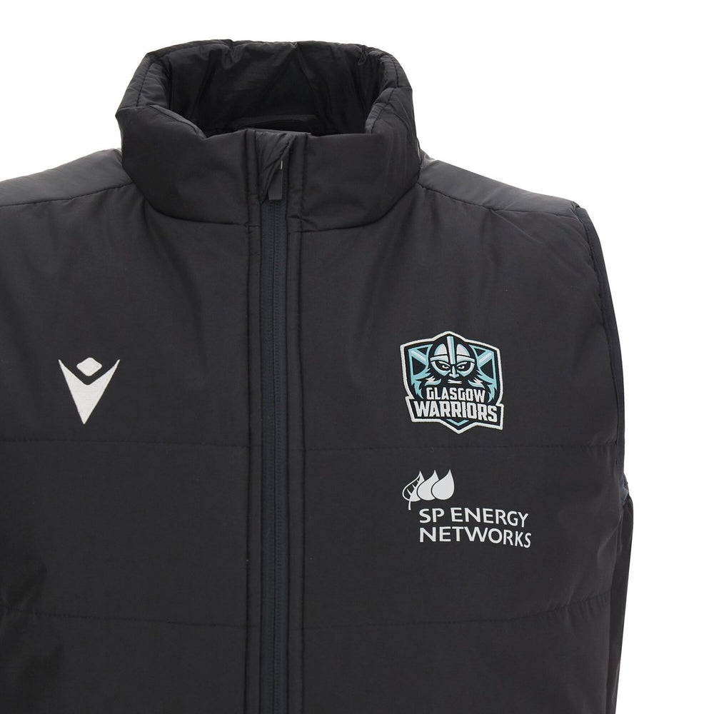Gilet smanicato nero Glasgow Warriors con logo Macron e sponsor SP Energy Networks.