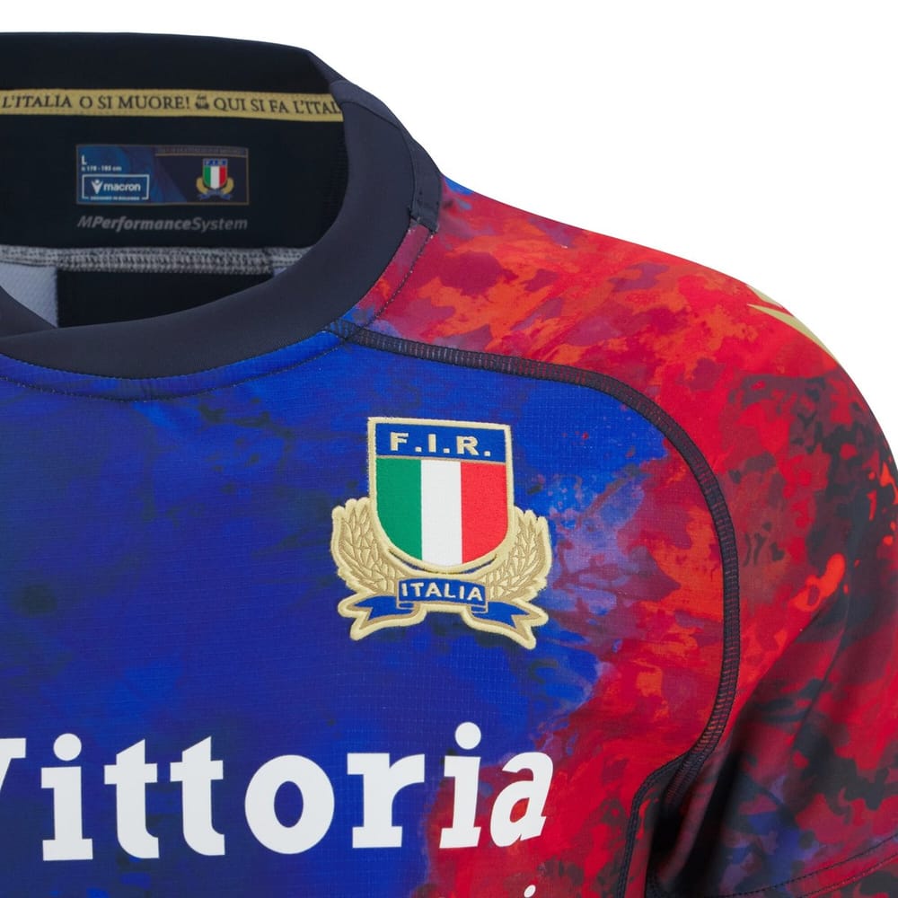 Maglia da allenamento Macron Rugby Italia F.I.R. 2026 con stemma e logo Macron.