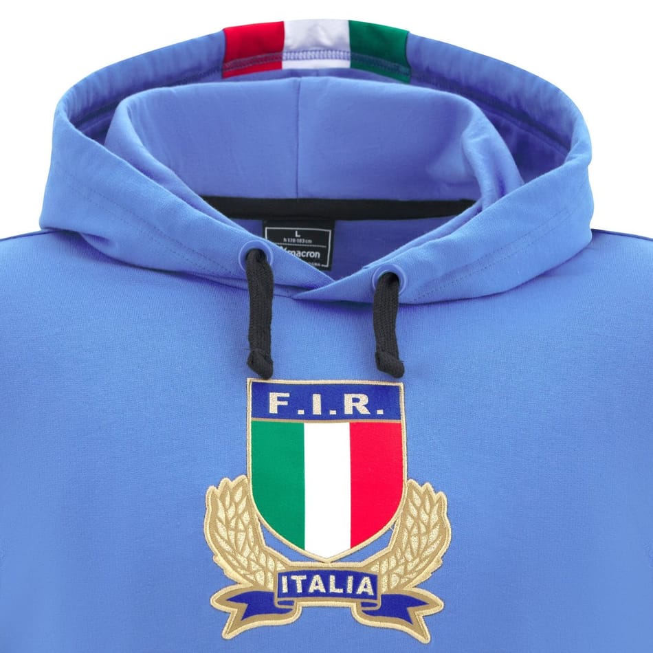 Felpa blu Macron Italia Rugby 2026 con stemma F.I.R. e corona d'alloro.