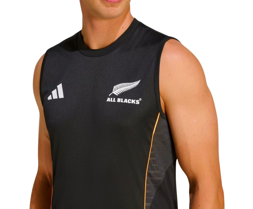 Canottiera All Blacks rugby nera con logo bianco, perfetta per allenamenti.