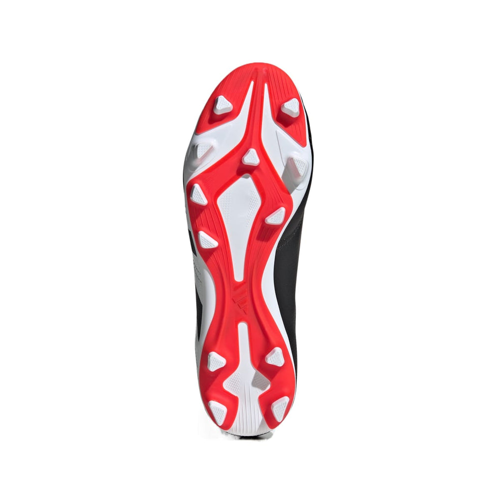 Adidas Predator Club FxG: scarpe da calcio nere e rosse per bambini con piastra rossa e bianca e tacchetti multipli.