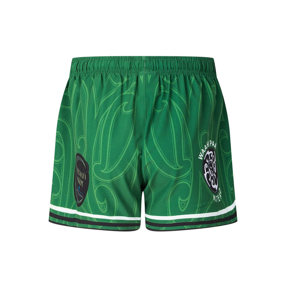 Pantaloncini rugby Maori All Stars 2025 gara: Pantaloncini da rugby verdi con design Maori All Stars 2025.