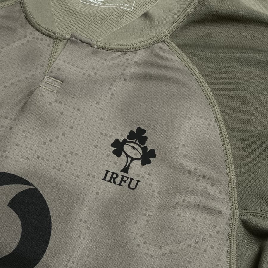 Maglia da allenamento rugby Irlanda 2026 grigio con stemma IRFU.