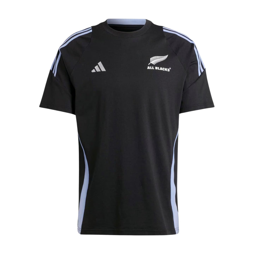 Maglietta All Blacks da uomo Adidas in cotone nero, logo bianco e dettagli azzurri.
