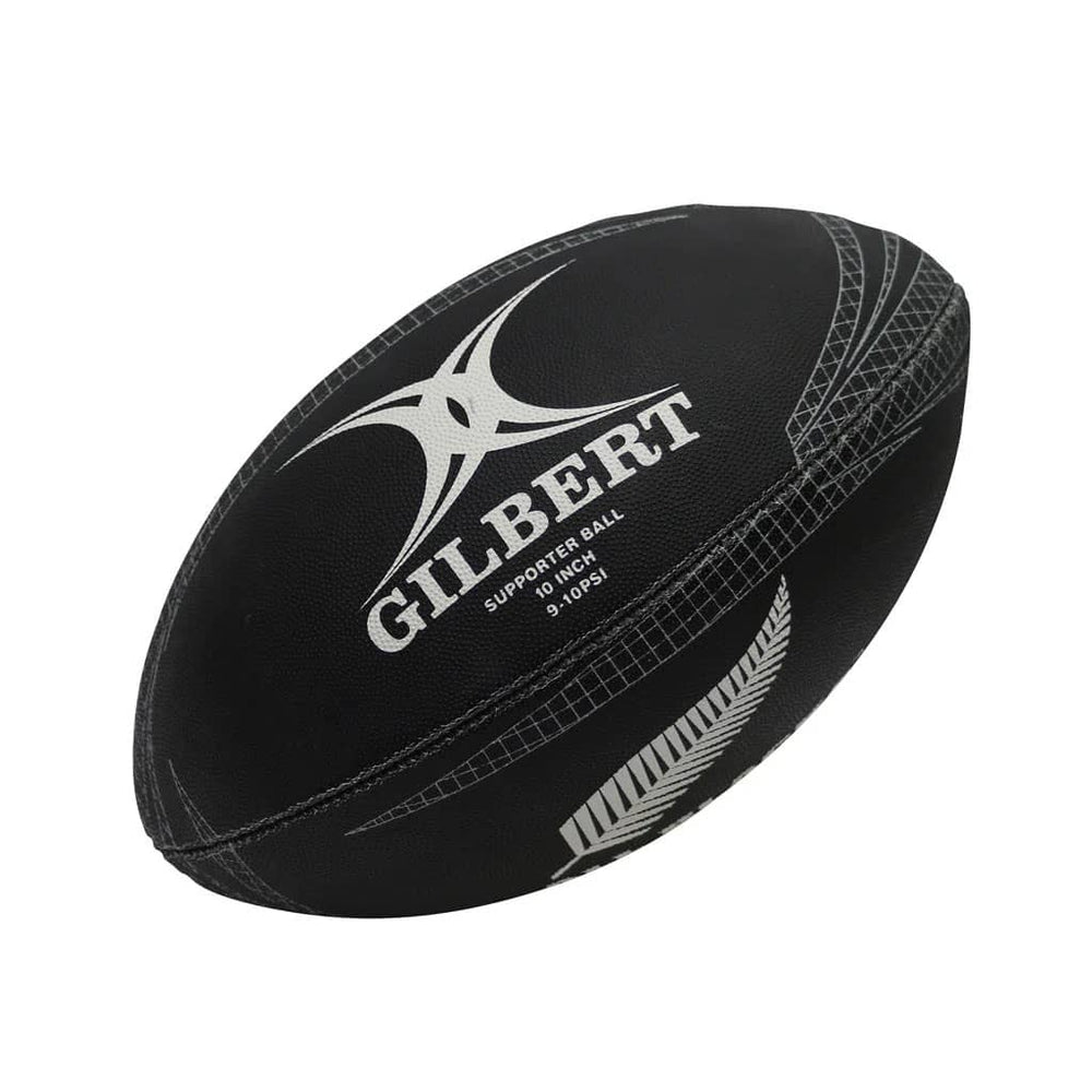 Pallone da rugby Gilbert All Blacks Supporter: pallone da rugby nero taglia con logo All Blacks e marchio Gilbert.