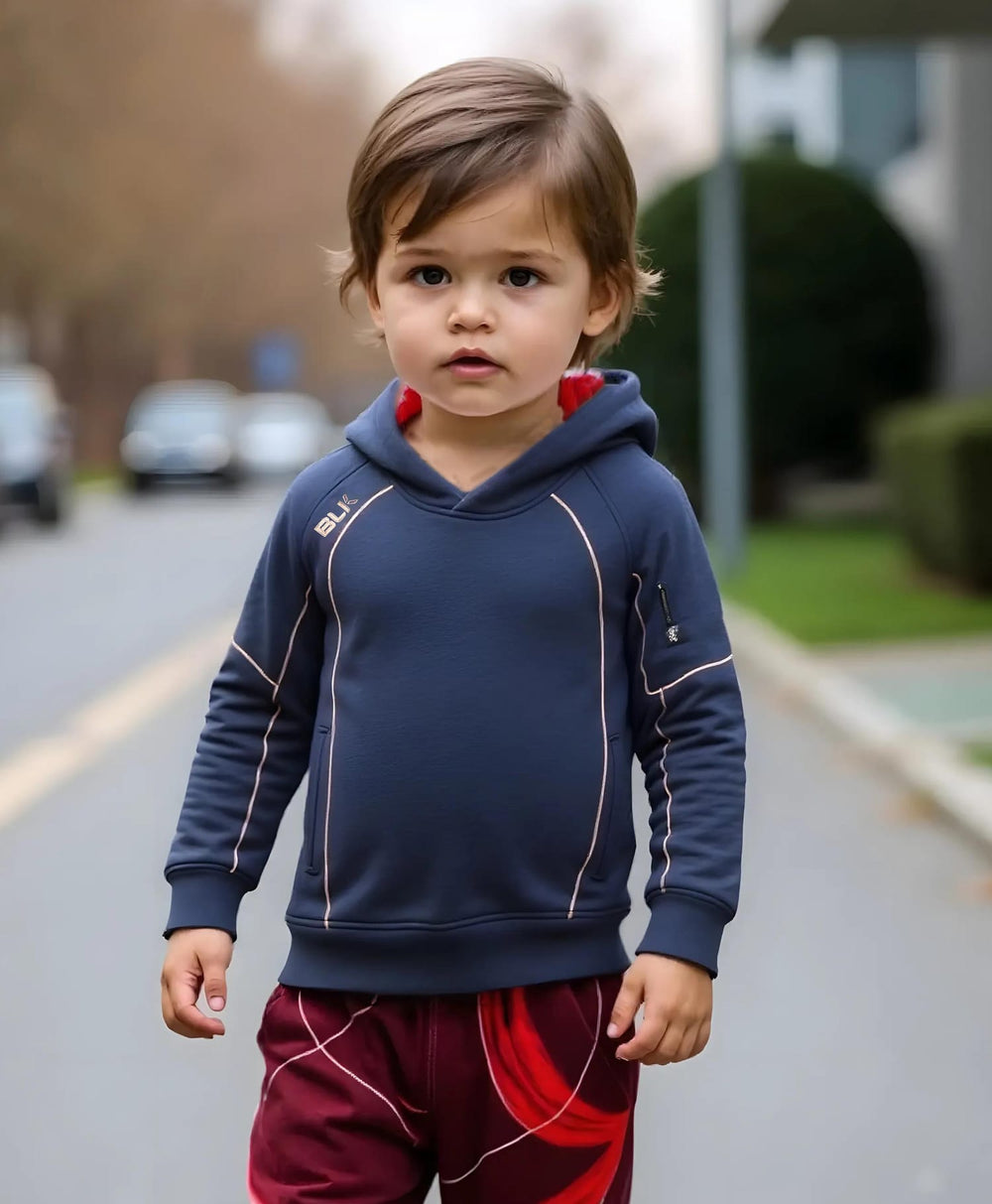 Felpa BLK blu con cappuccio, per bambino, con dettagli in contrasto.