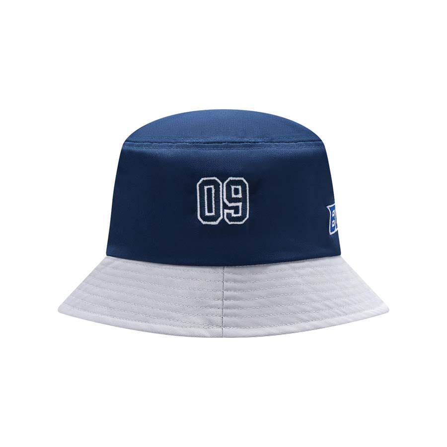 Cappellino da pescatore blu scuro Auckland Blues rugby con numero 09.