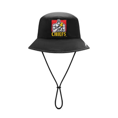 Cappellino da pescatore nero ufficiale Chiefs Rugby con logo.