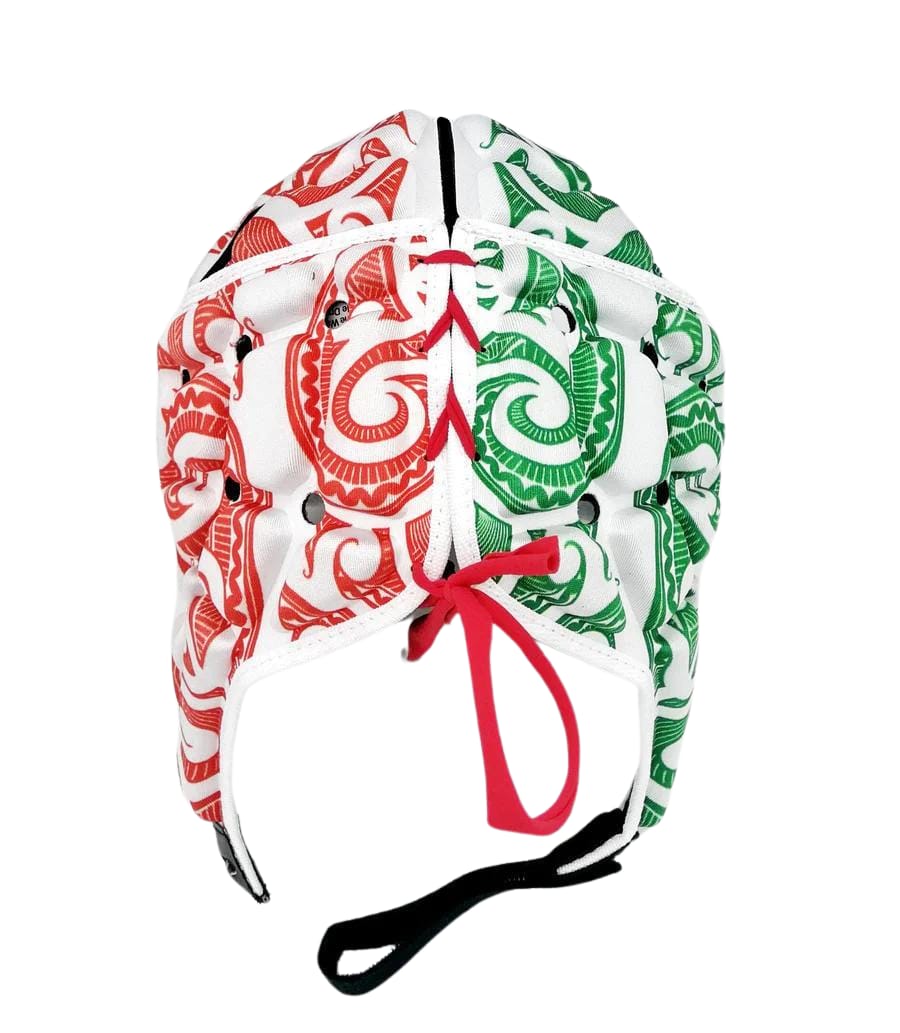 Caschetto da rugby Impact Italia tricolore con design Maori rosso e verde.