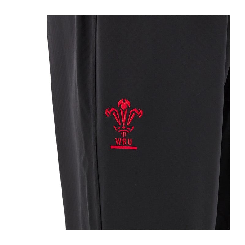 Pantalone da allenamento rugby Galles WRU nero con stemma rosso.