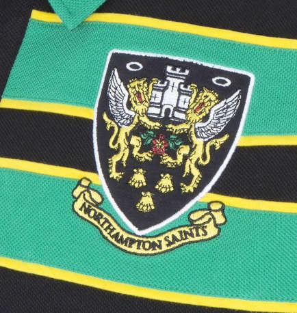 Polo da rugby vintage Northampton Saints con stemma ricamato.