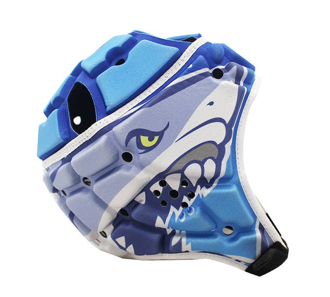 Caschetto da rugby Impact Sharky blu e bianco con design a squalo