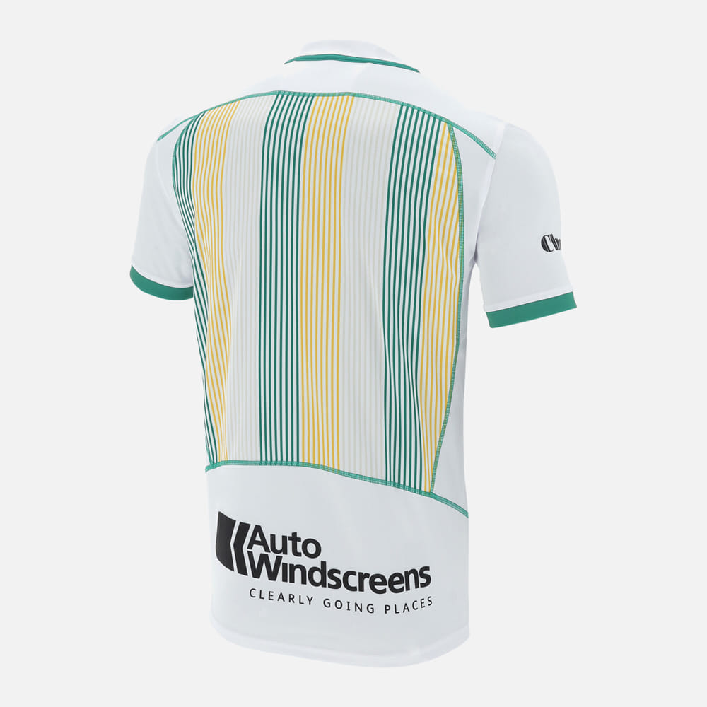 Maglia rugby da trasferta Northampton Saints bianca con strisce verticali verdi e gialle.
