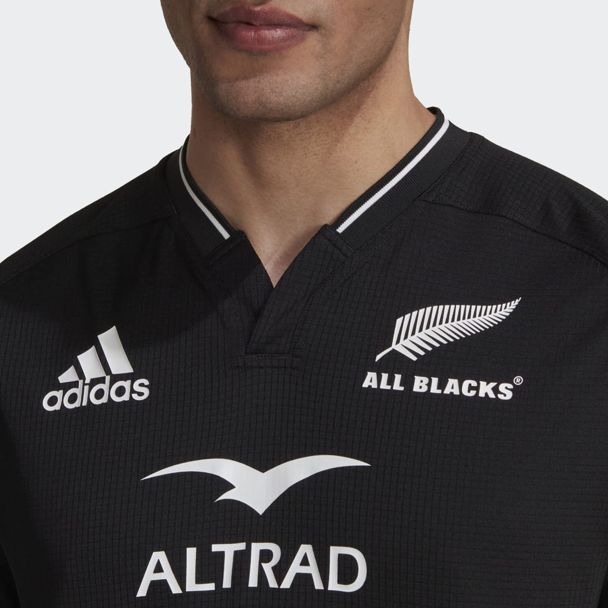 Maglia da rugby Adidas All Blacks Home 2024 nera con logo felce